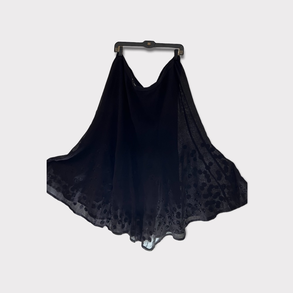 Jones New York dressy wool skirt in black in a size 22W.